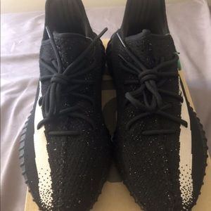 Yeezys v2 boost